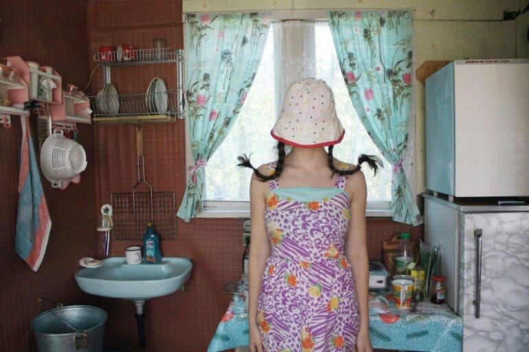 Alena ZhandarovaMainによる写真の独自性の探求